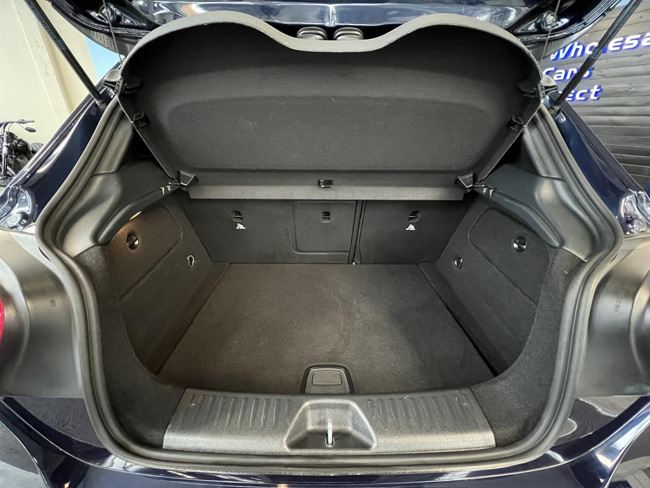 2017 Mercedes-Benz A 180