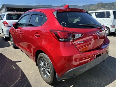 2017 Mazda Demio - Thumbnail
