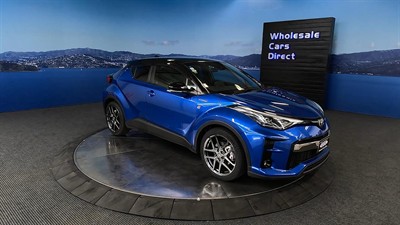 2019 Toyota C-HR - Thumbnail
