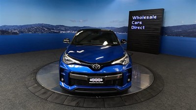 2019 Toyota C-HR - Thumbnail