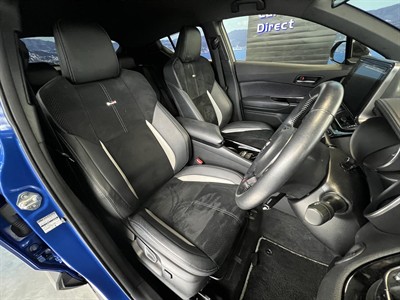 2019 Toyota C-HR - Thumbnail