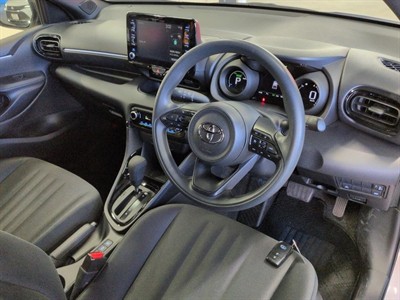 2020 Toyota Yaris - Thumbnail