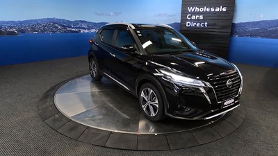 2021 Nissan Kicks - Thumbnail