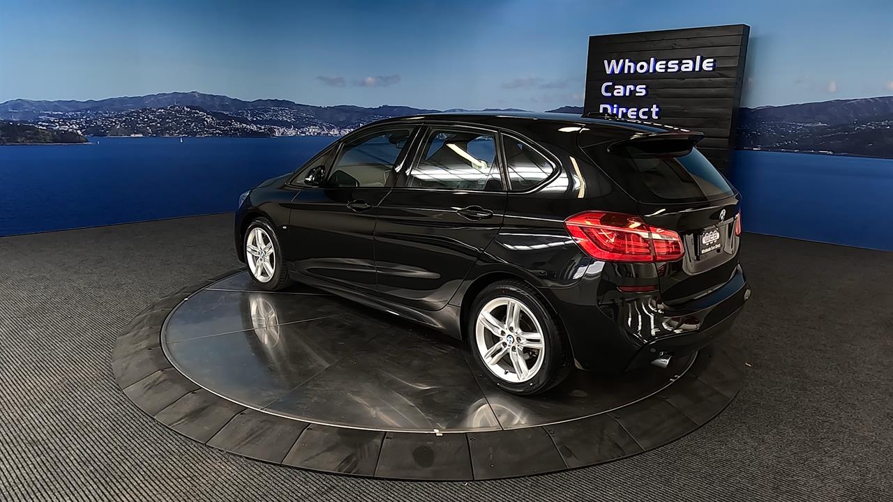 2015 BMW 218i