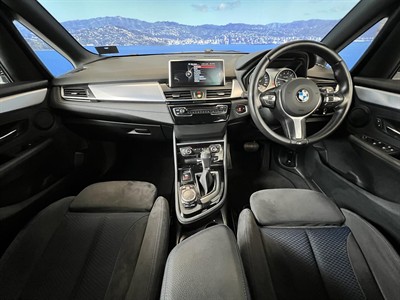2015 BMW 218i - Thumbnail