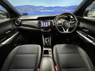 2021 Nissan Kicks - Thumbnail