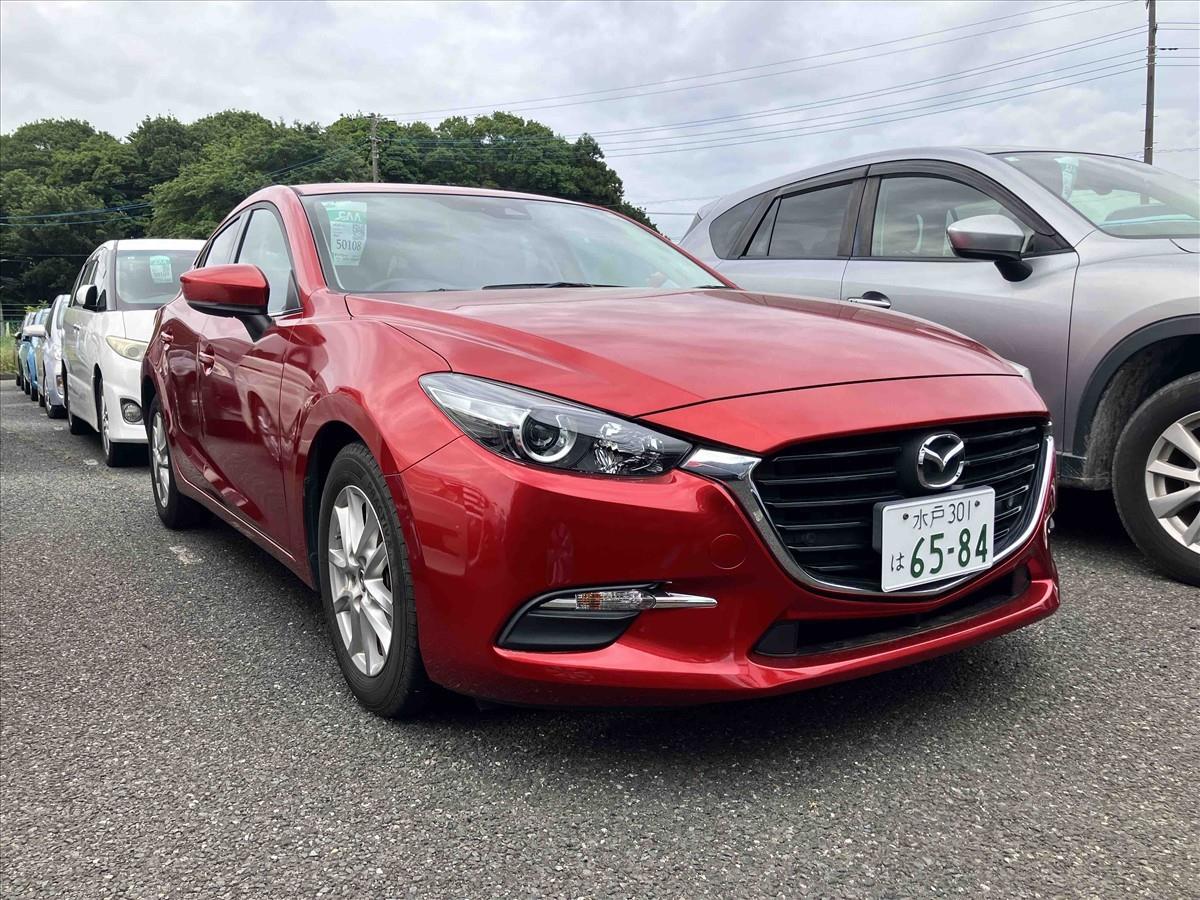 2017 Mazda Axela