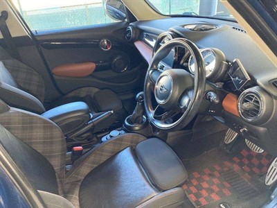 2016 Mini Cooper - Thumbnail