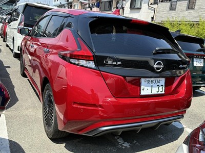 2022 Nissan Leaf - Thumbnail