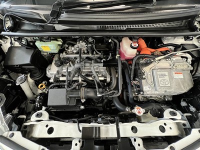 2018 Toyota Vitz - Thumbnail