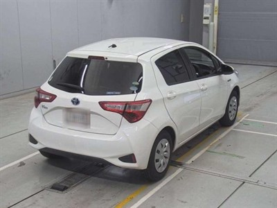 2018 Toyota Vitz - Thumbnail
