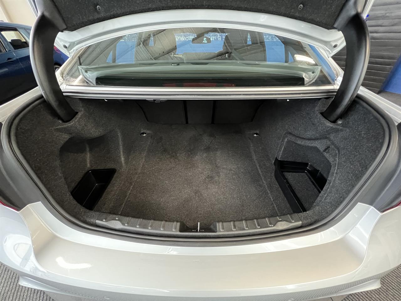2017 BMW 320i