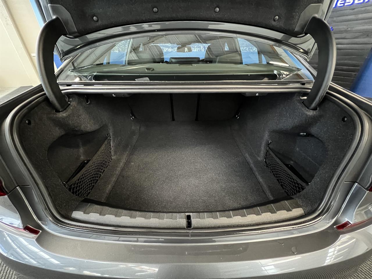 2019 BMW 330i