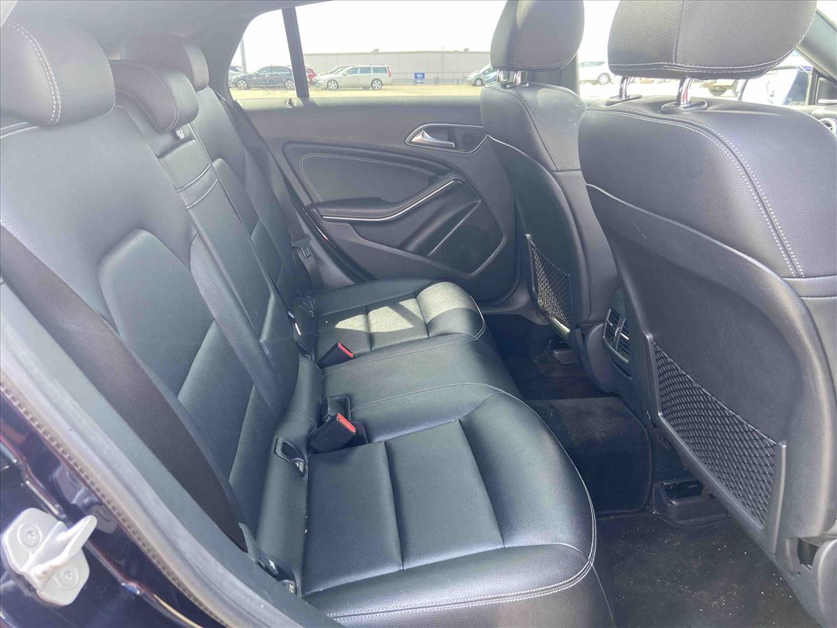 2017 Mercedes-Benz CLA 220