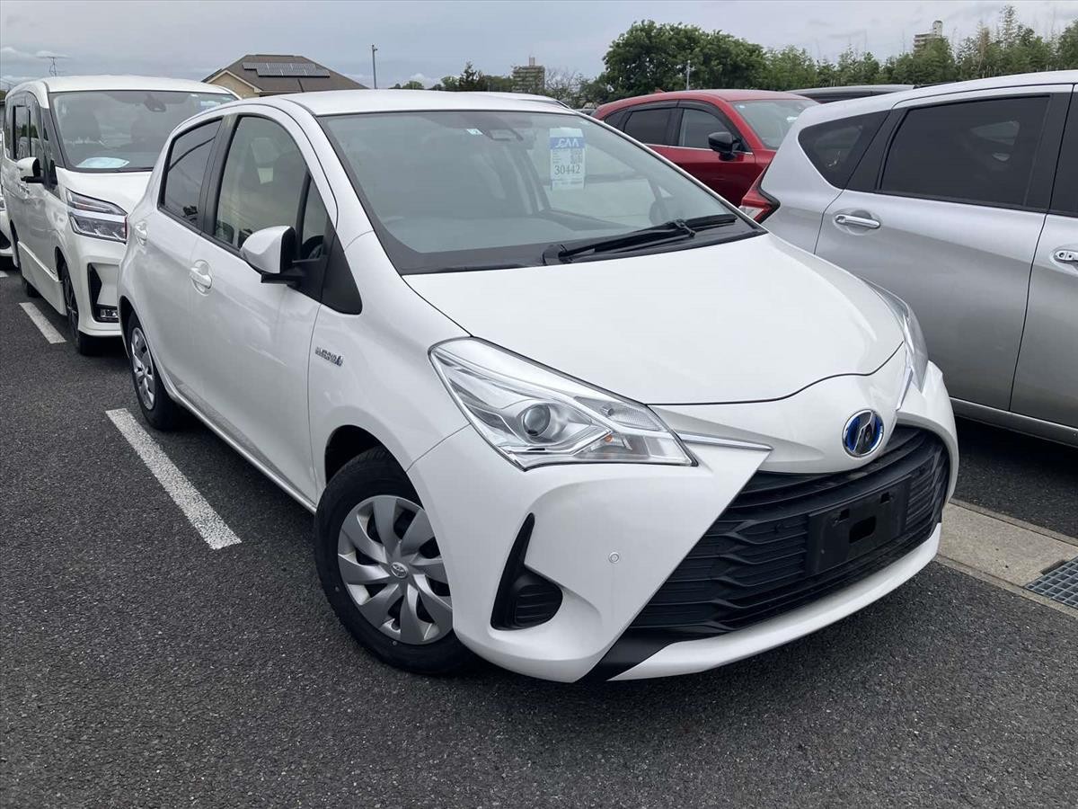 2020 Toyota Vitz