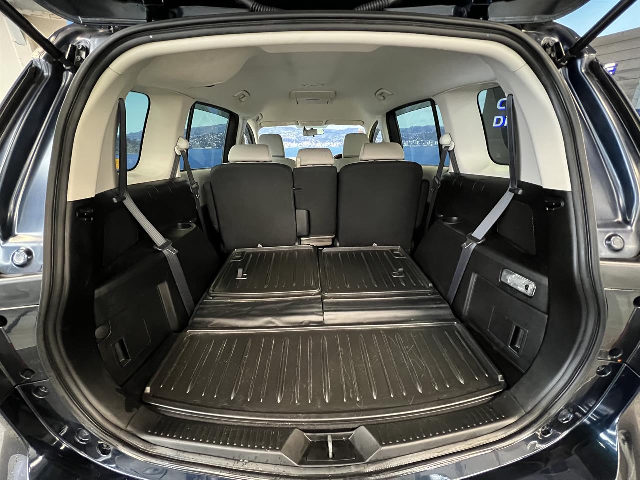 2016 Mazda Premacy