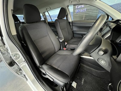 2015 Toyota Corolla - Thumbnail