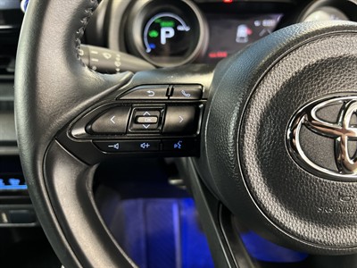 2020 Toyota Yaris - Thumbnail