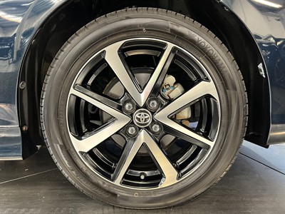 2017 Toyota Corolla - Thumbnail