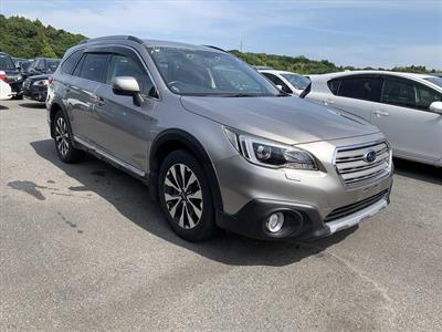 2016 Subaru Outback - Thumbnail