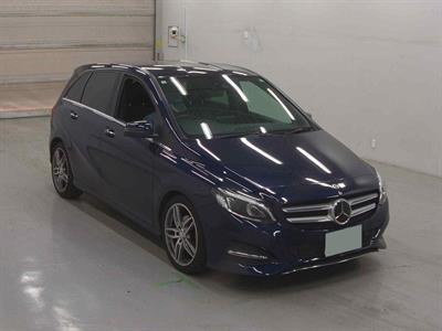 2018 Mercedes-Benz B 180 - Thumbnail