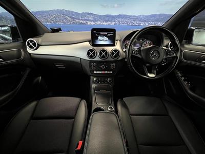 2018 Mercedes-Benz B 180 - Thumbnail