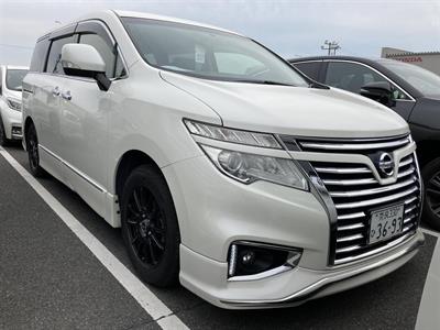 2017 Nissan Elgrand - Thumbnail