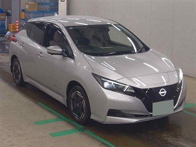 2022 Nissan Leaf - Thumbnail