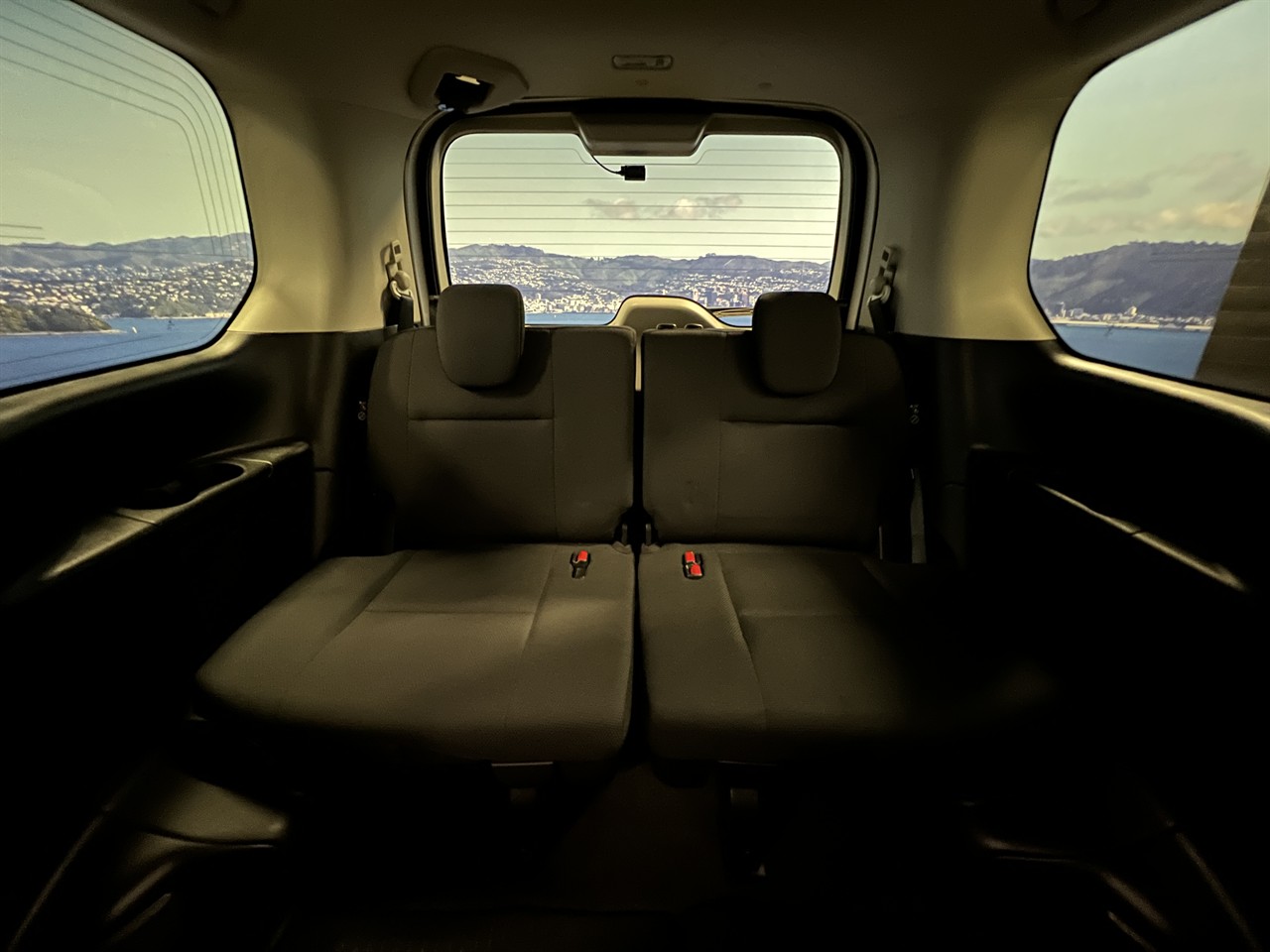 2017 Nissan Serena