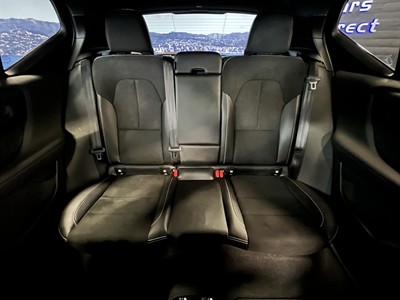 2021 Volvo XC40 - Thumbnail