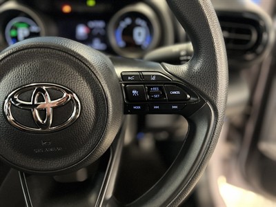 2020 Toyota Yaris - Thumbnail