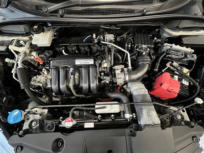 2017 Honda Grace - Thumbnail