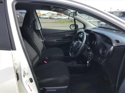2019 Toyota Vitz - Thumbnail