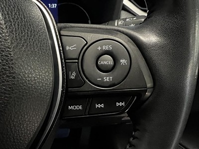 2019 Toyota RAV4 - Thumbnail
