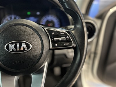 2021 Kia Cerato - Thumbnail