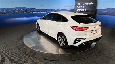 2021 Kia Cerato - Thumbnail