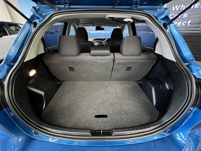 2018 Toyota Vitz - Thumbnail