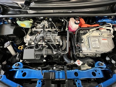 2018 Toyota Vitz - Thumbnail