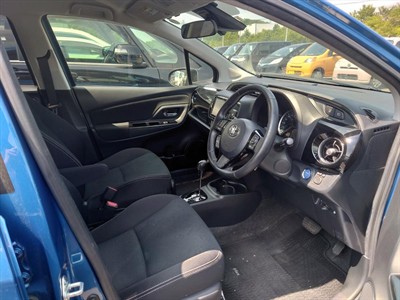 2018 Toyota Vitz - Thumbnail