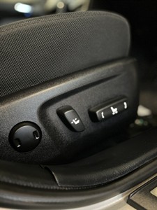 2015 Toyota Camry - Thumbnail