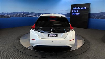 2022 Nissan Leaf - Thumbnail