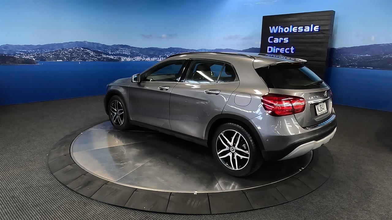 2017 Mercedes-Benz GLA 180