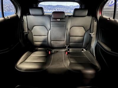 2017 Mercedes-Benz GLA 180 - Thumbnail