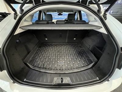 2018 Jaguar E-Pace - Thumbnail