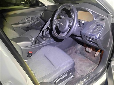 2018 Jaguar E-Pace - Thumbnail