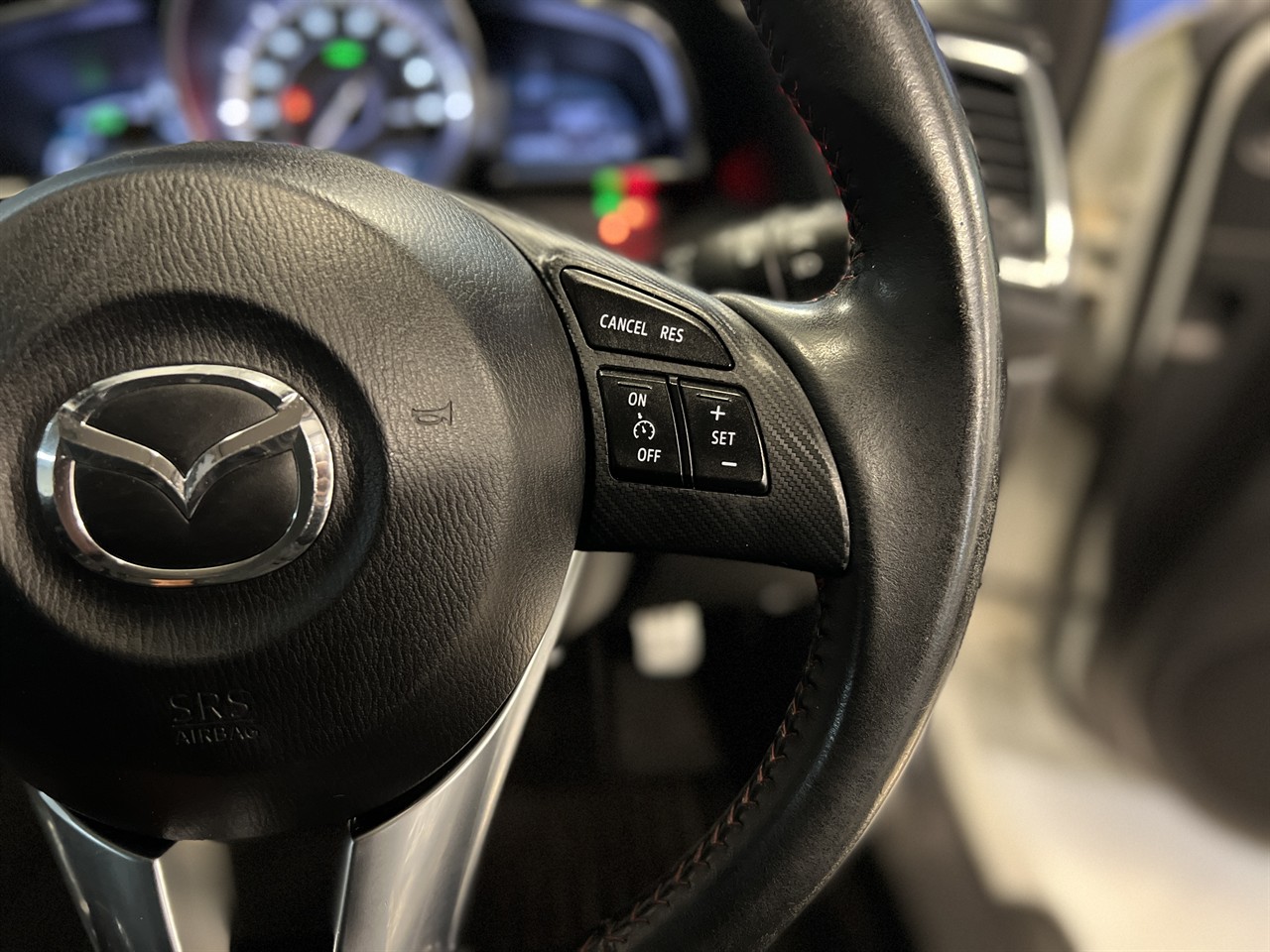 2013 Mazda Axela