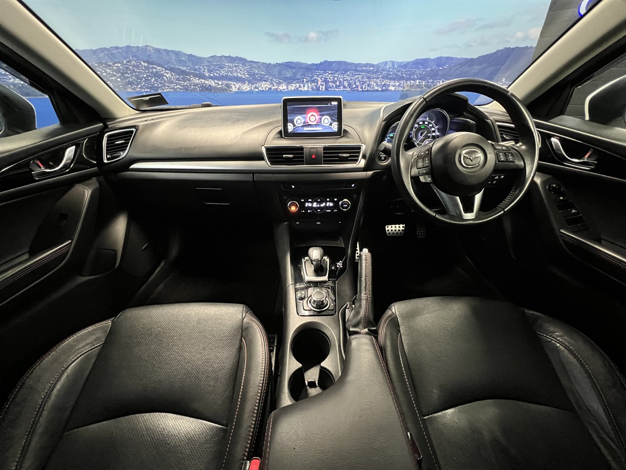 2013 Mazda Axela