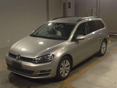 2016 Volkswagen Golf - Thumbnail