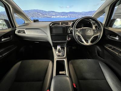 2015 Honda Shuttle - Thumbnail