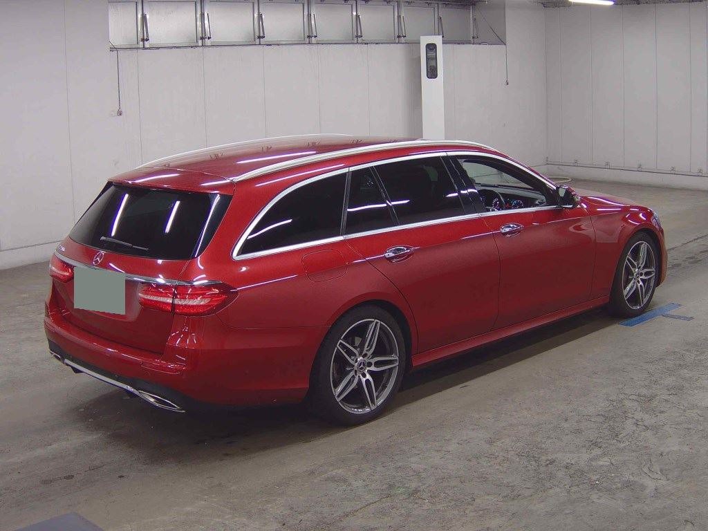 2017 Mercedes-Benz E 200